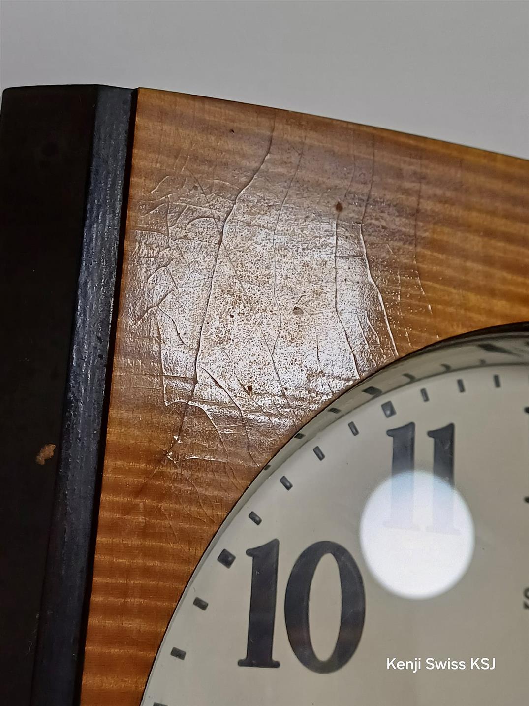 Seiko Wooden Wall clock 30days wind Hourly Chime Power reserve