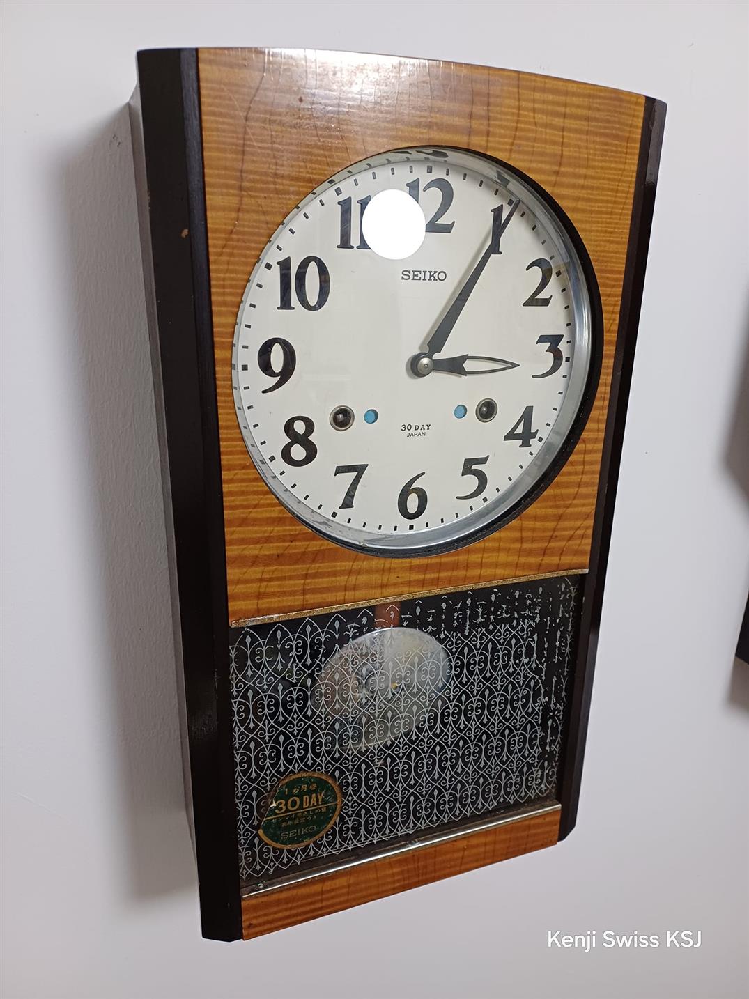 Seiko Wooden Wall clock 30days wind Hourly Chime Power reserve